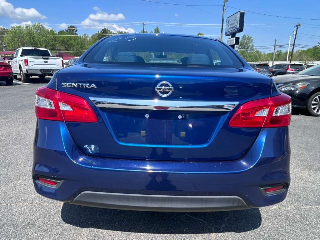2019 Nissan Sentra S - Photo 7