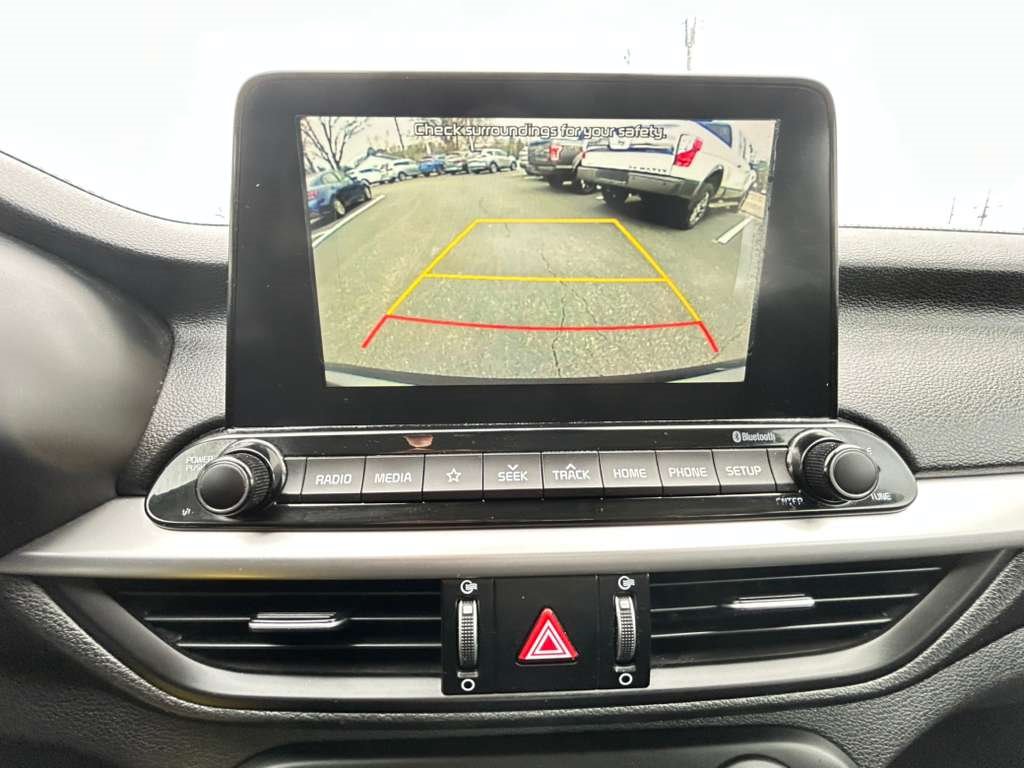 2021 Kia Forte LXS - Photo 12