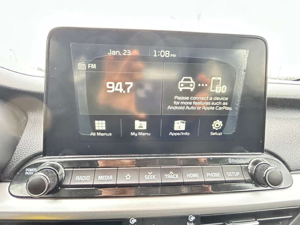 2021 Kia Forte LXS - Photo 11
