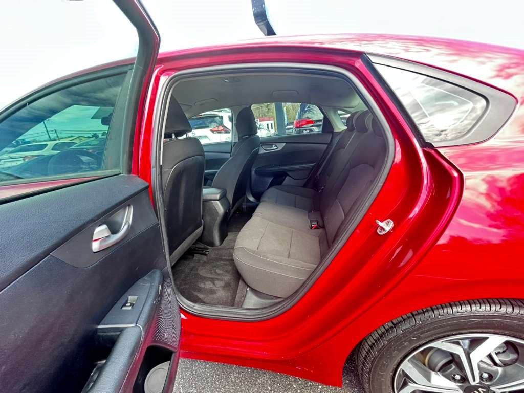 2019 Kia FORTE LXS - Photo 16