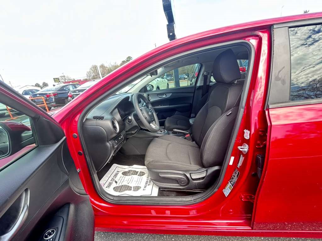 2019 Kia FORTE LXS - Photo 15