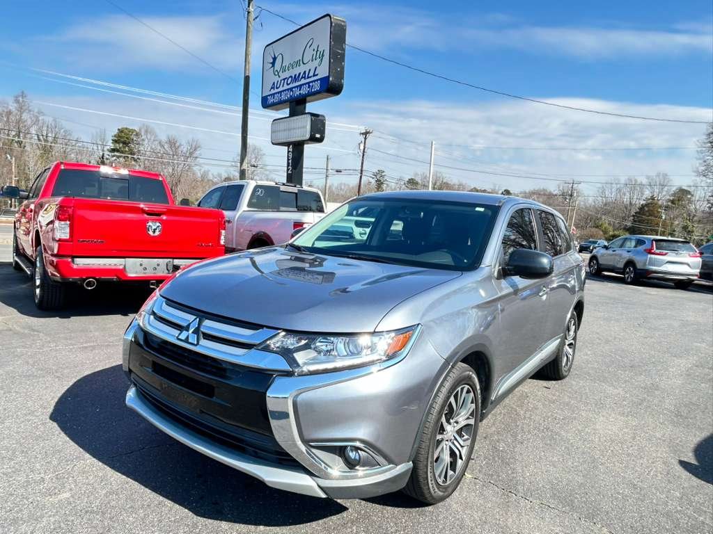 2018 Mitsubishi Outlander ES
