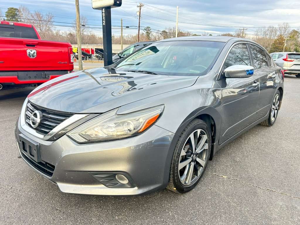 2017 Nissan Altima SR