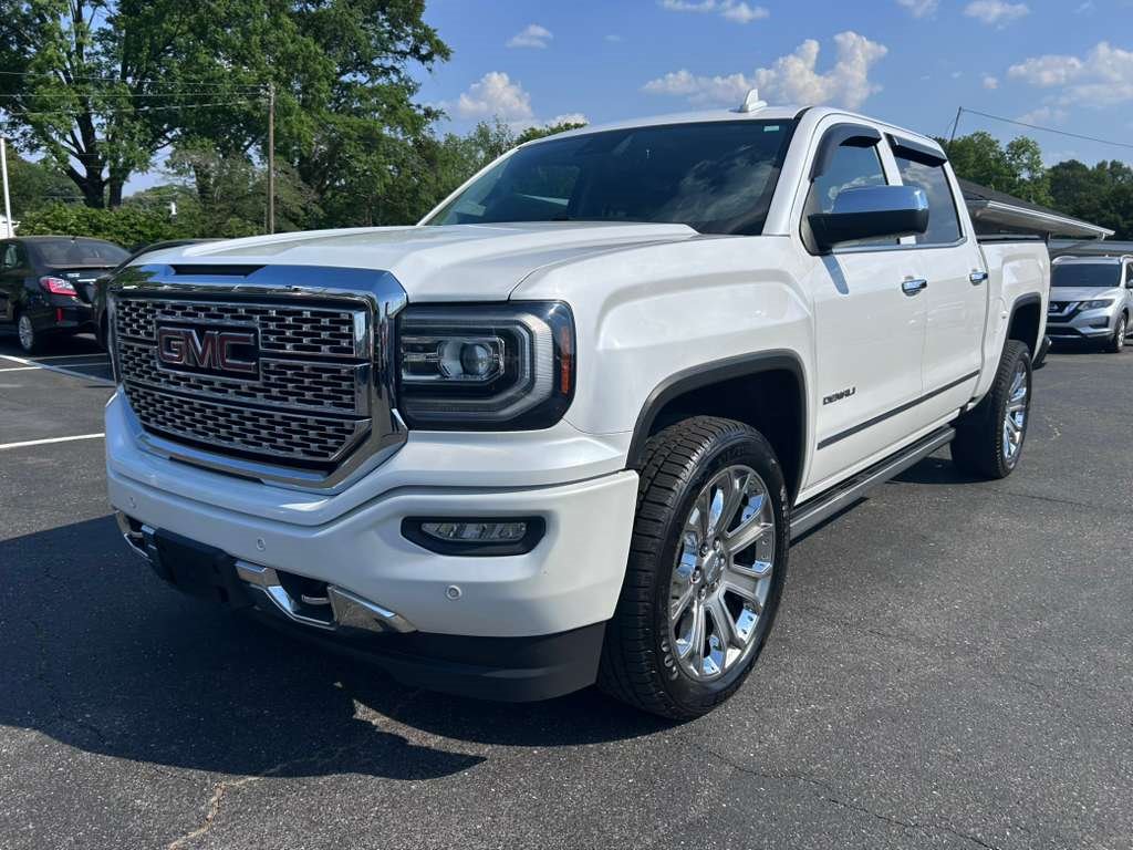 2018 GMC Sierra 4WD Crew Cab Short Box's photo